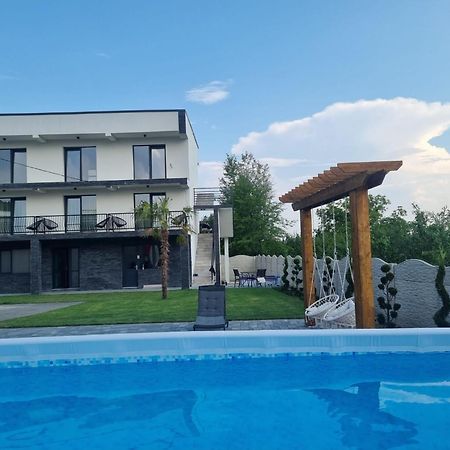Hotel Cataleya House Oesti-Paminteni Exterior foto